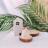 Gohobi Handcrafted Wooden Sitting Cats Ornament: Grey White Sitting Cat