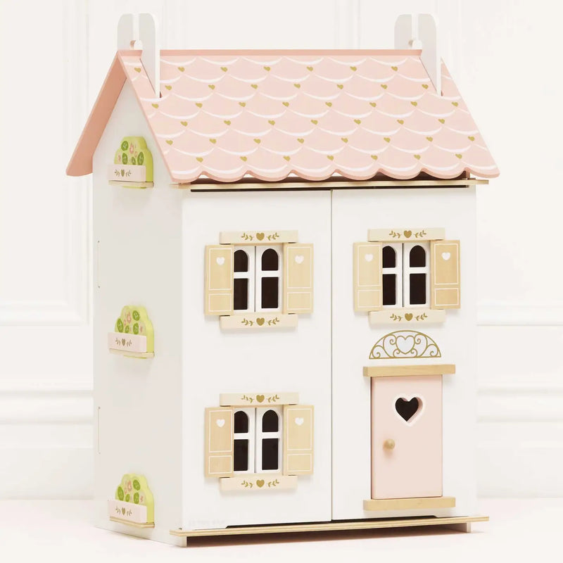 Roseheart Dolls House - 35 Pieces
