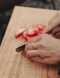 Stone Embossed Band Ring - Gold