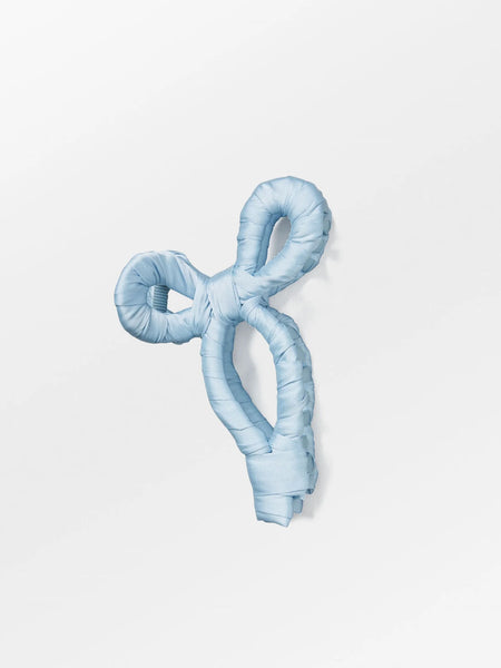 Luster bow hair claw