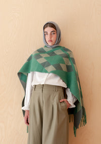 Lambswool Oversized Scarf in Green Diamond Jacquard