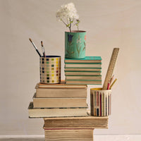 Ceramic Pot - Werner's Nomenclature of Colours