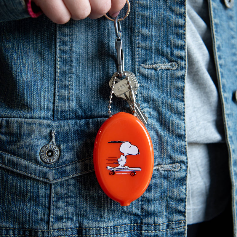 3P4 x Peanuts® - Snoopy Skateboard Coin Pouch