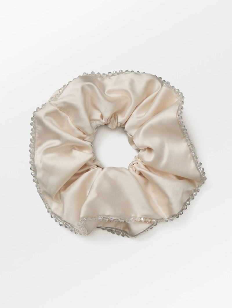 Luster bead scrunchie