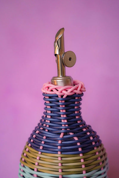 Oil Pourer - Pink/Navy