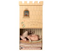 Princess and the pea, Big sister mouse