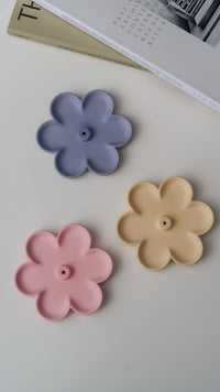 Flower incense holder | Fun home decor | Pastel decor: White