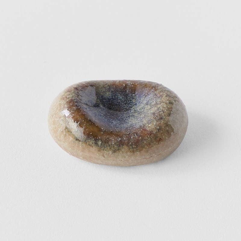 Marbled chopstick pebble rest