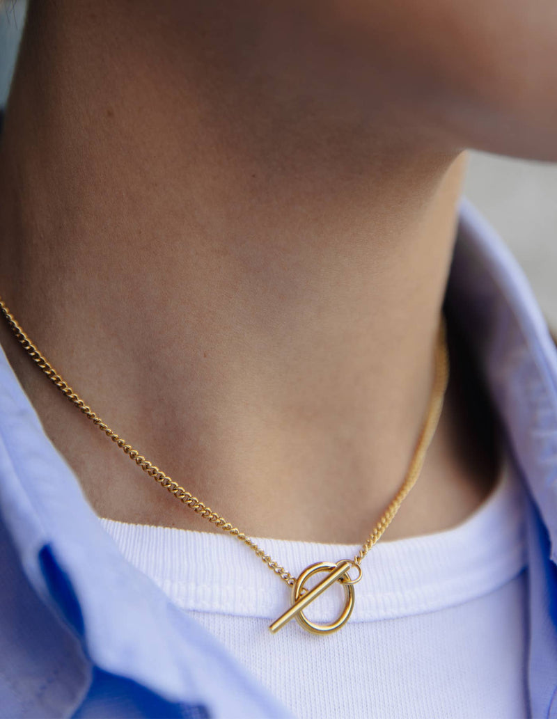 Herringbone Toggle Chain Necklace - Gold