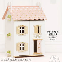 Roseheart Dolls House - 35 Pieces