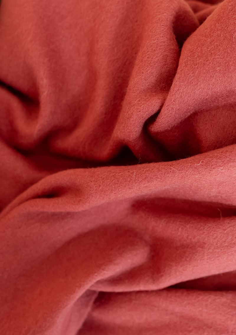 Lambswool Oversized Scarf in Mulberry