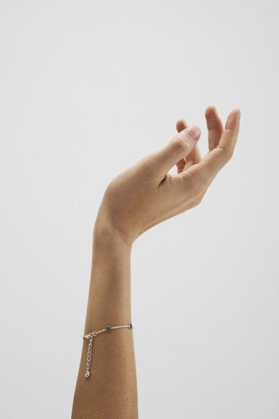 Dot Bracelet - Silver Plated
