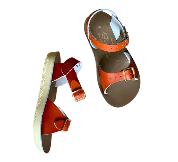 Salt-Water - Surfer - Paprika