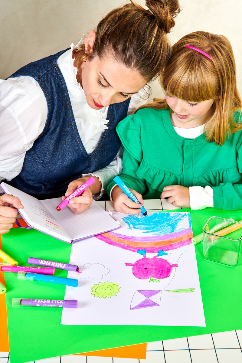 Ooly Fresh Pick: Apple Scented Gel Crayons