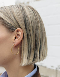 Oval Fluid Hoop Earrings - Gold