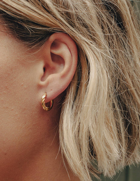 Mini Twist Huggie Hoop Earrings - Gold