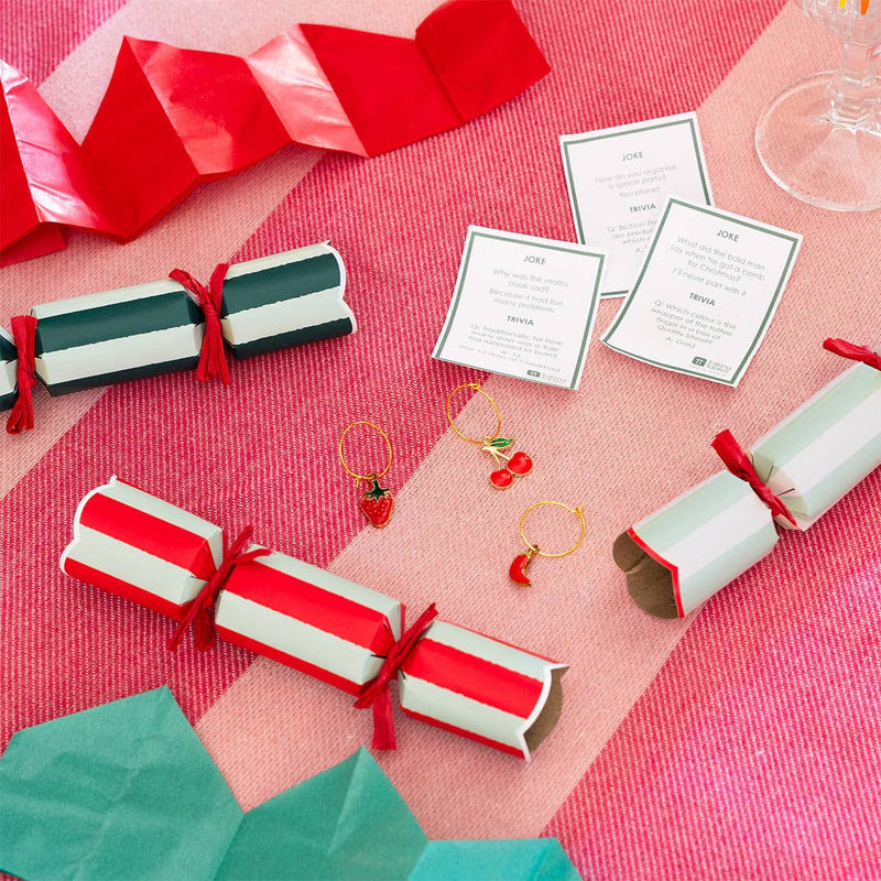 Mini Christmas Crackers - 6 Pack