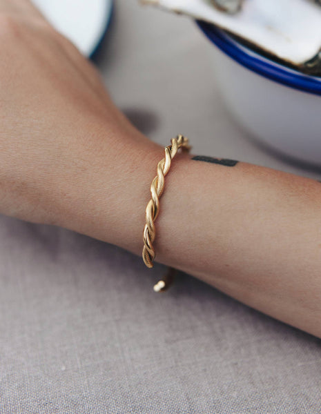 Twist Cuff Bangle - Gold