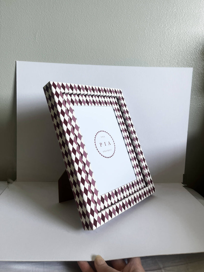 Burgundy & Blush Harlequin Frame: 10x8in (7x5in)
