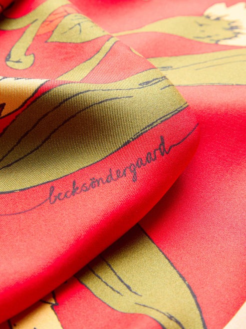 Magna Flower Sia Scarf