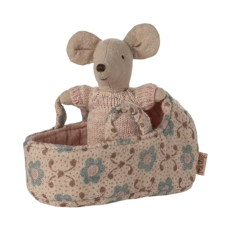 Baby Mouse in Carry Cot - Rose