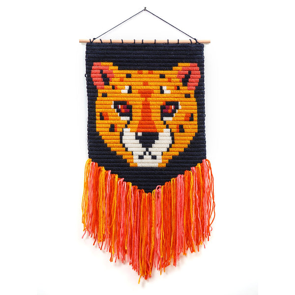 Sozo - Wall Art Embroidery Kit - Cheetah