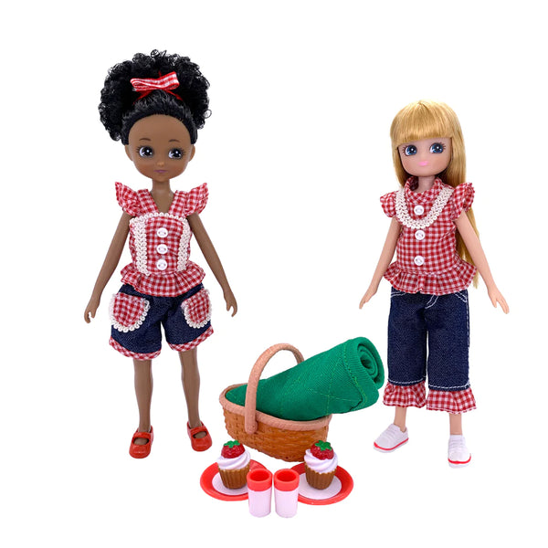 Lottie - Pic Nic in the Park