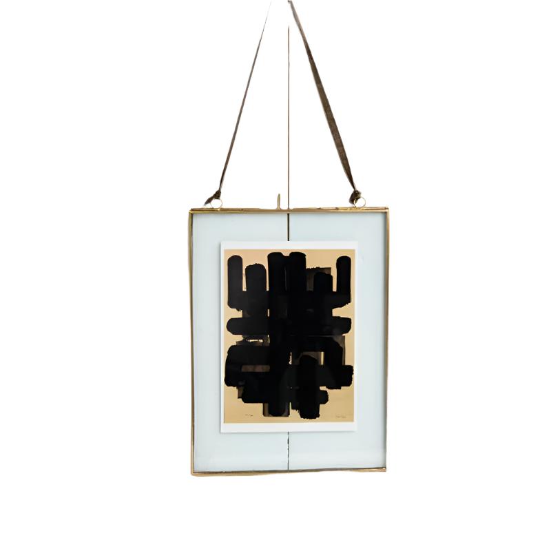 Hanging Brass Frame - 15x20cm
