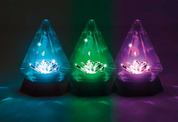 Brainstorm - Light-Up Crystal Lab