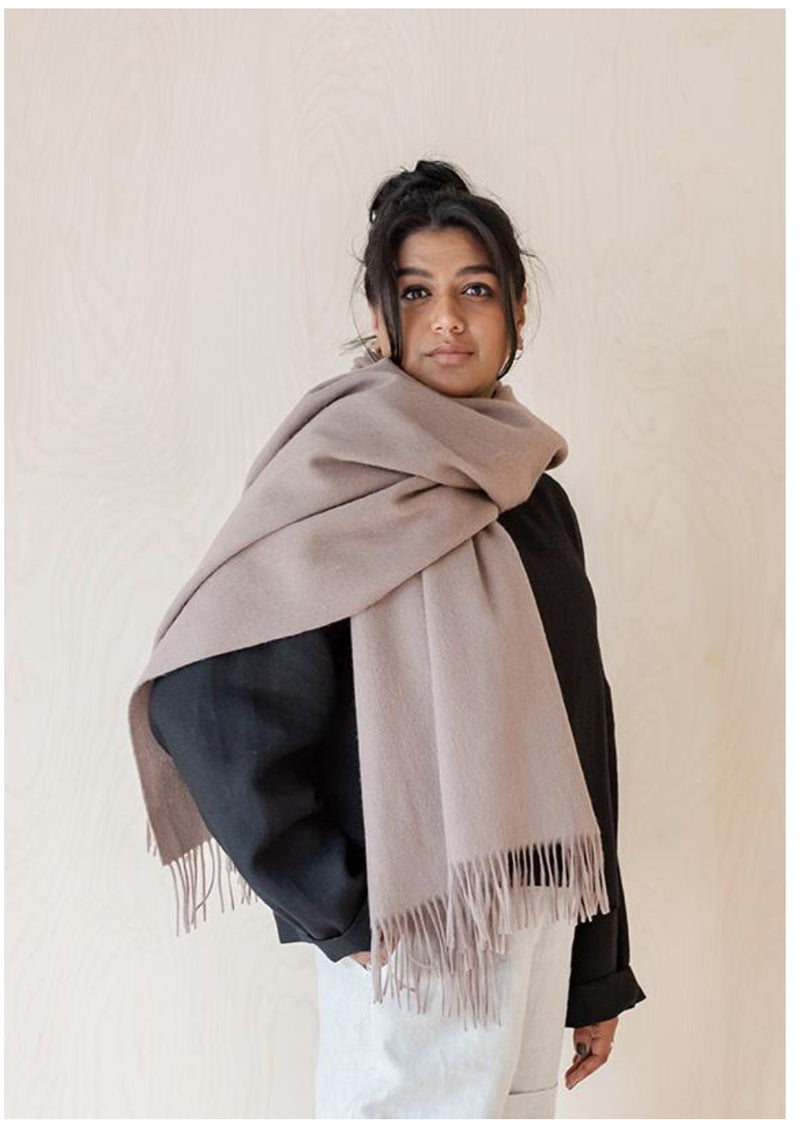 Lambswool Blanket Scarf in Taupe
