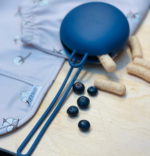 Nibbling - Sillicone Soother Case: Denim Blue