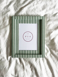 Green Vanguard Stripe Frame: 8x6in (6x4in)