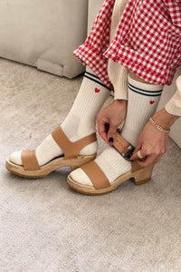 Embroidered Boyfriend Socks - Parchment & Heart