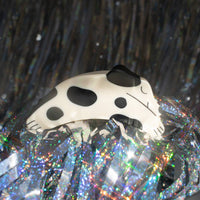 Black and White Matte Acetate Puppy Dog Hair Claw Accessory