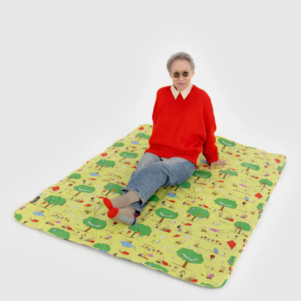 Puffy Picnic Blanket - Kite Eatting Tree