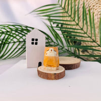 Gohobi Handcrafted Wooden Sitting Cats Ornament: Grey White Sitting Cat
