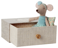 Little Sister Dance Mouse in Daybed