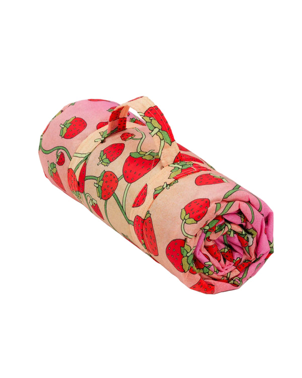 Puffy Picnic Blanket - Strawberry Blossom