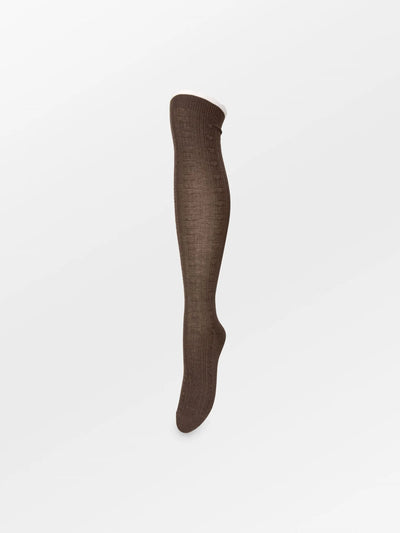 Scallop knee sock