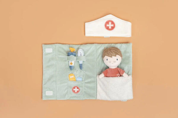 Little Dutch - Playset with Doll - Doctor