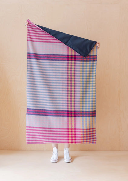 Recycled Wool Small Picnic Blanket - Pink Micro Gingham