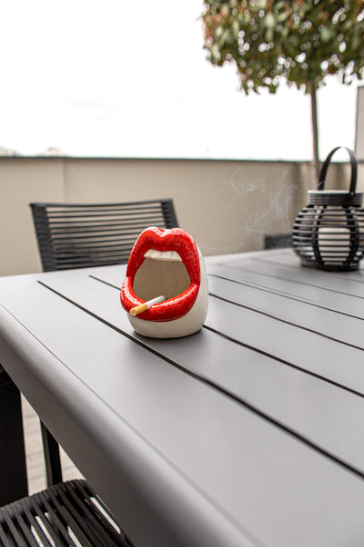 Ashtray “Lips” Red