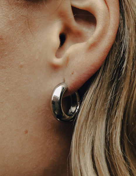 Medium Leverback Bold Hoop Earrings - Silver