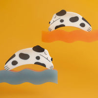 Black and White Matte Acetate Puppy Dog Hair Claw Accessory