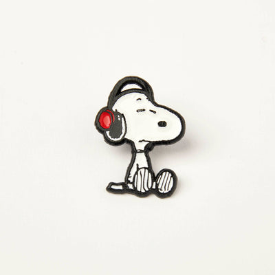 Peanuts Pin - Headphones