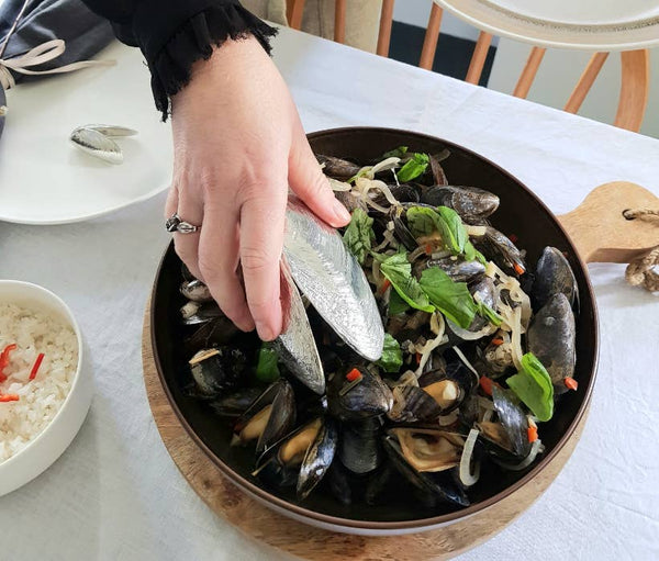 Mussel shovel
