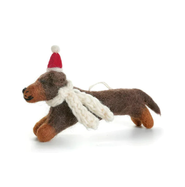 Amica - Sausage Dog with Hat & Scarf