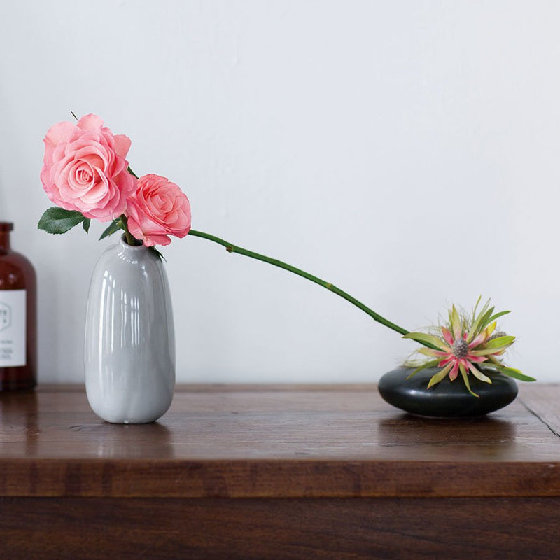 Sacco Vase Porcelain 03 - Grey