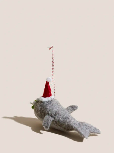 Amica - Narwhal with Mistletoe- Decoration