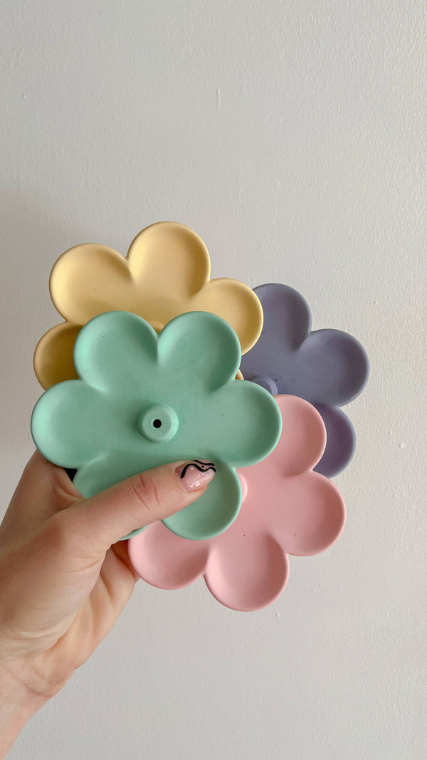 Flower incense holder | Fun home decor | Pastel decor: Purple